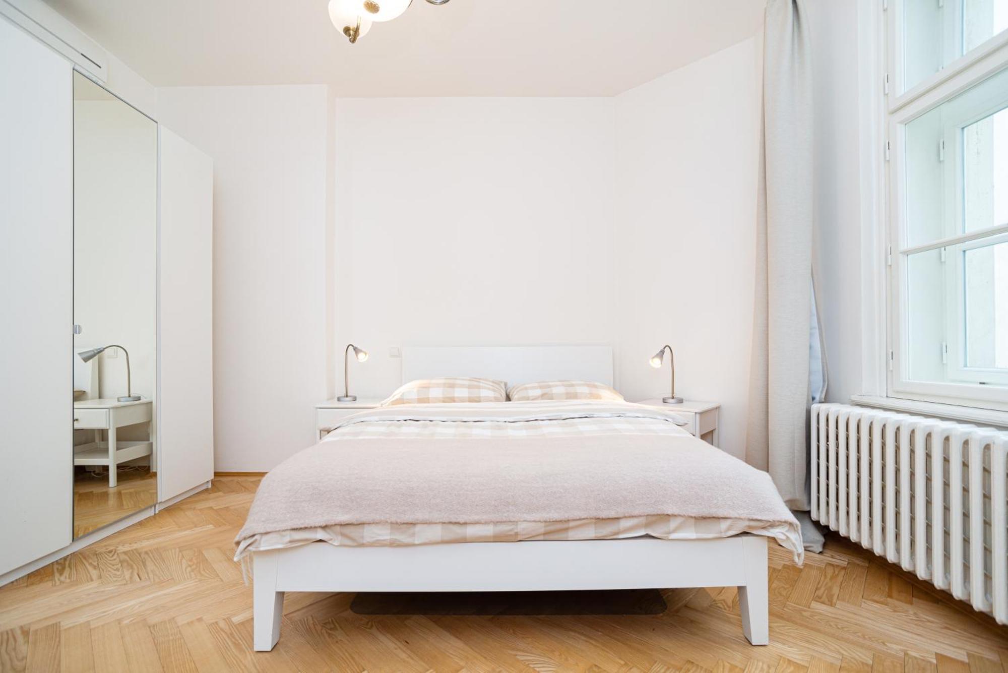 Quiet Apartment In The Old Town Praga Esterno foto