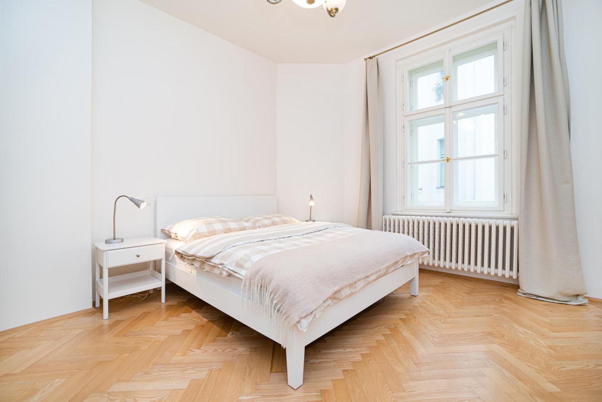 Quiet Apartment In The Old Town Praga Esterno foto