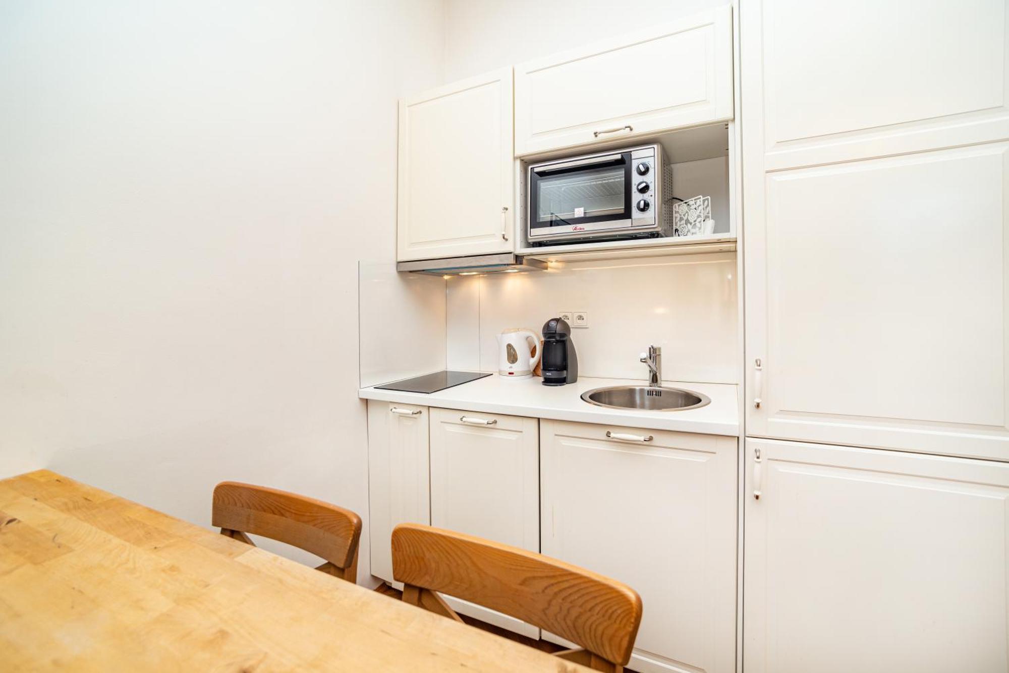 Quiet Apartment In The Old Town Praga Esterno foto