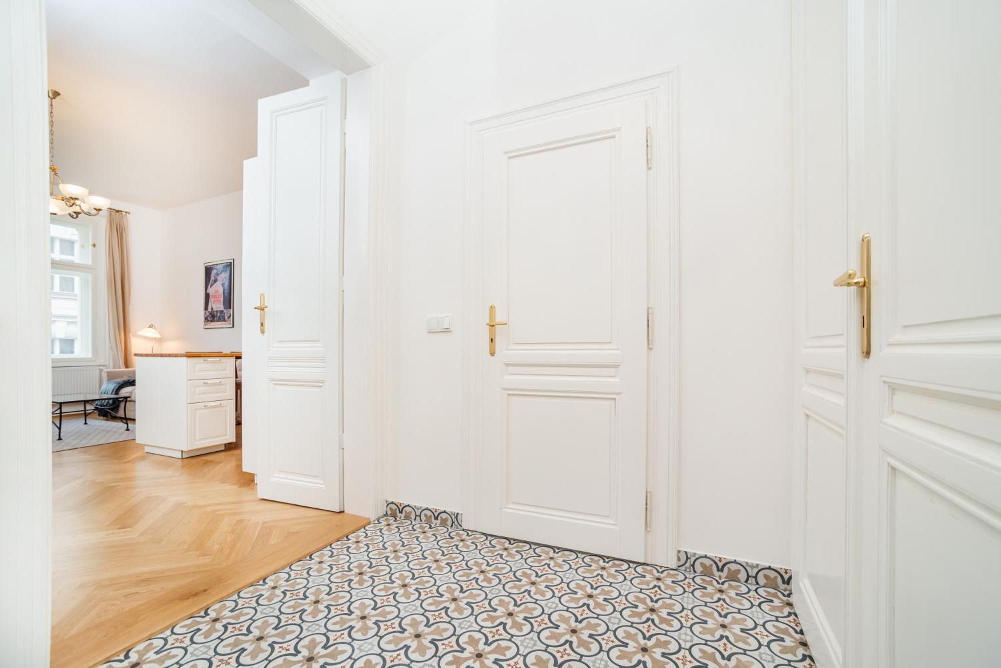 Quiet Apartment In The Old Town Praga Esterno foto