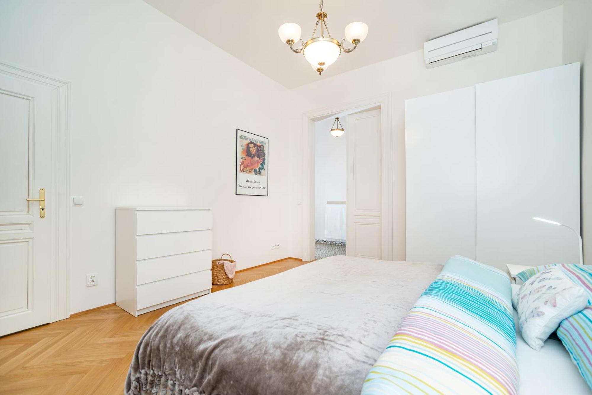 Quiet Apartment In The Old Town Praga Esterno foto