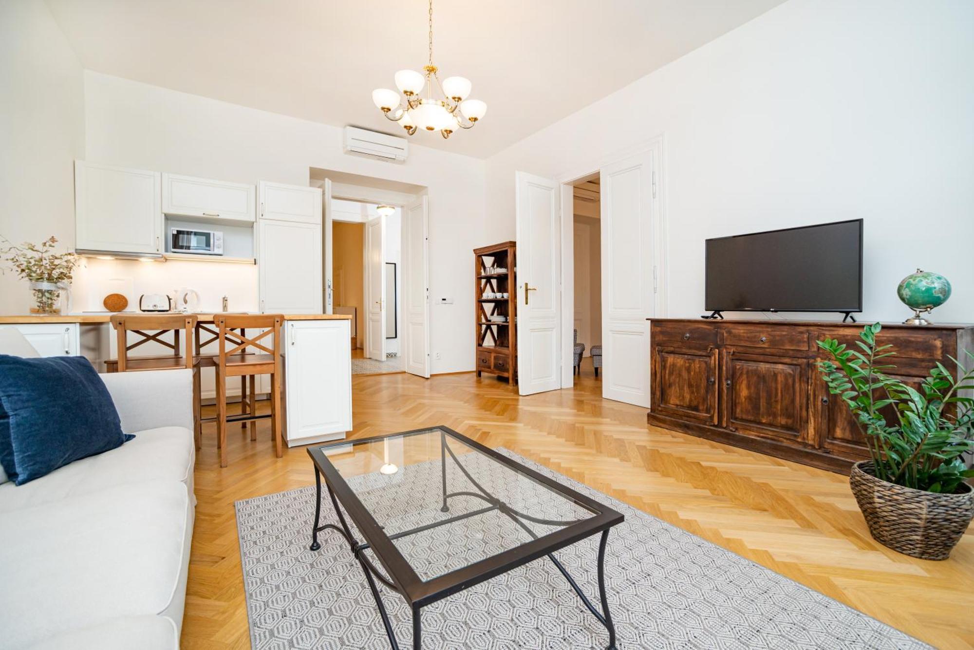 Quiet Apartment In The Old Town Praga Esterno foto